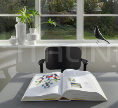 Итальянские Интерьерные декорации - Интерьерная декорация Eames House Bird Итальянские Интерьерные декорации - Интерьерная декорация Eames House Bird фабрика Vitra