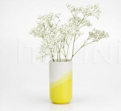 Итальянские Вазы - Ваза Herringbone Vessels - Vase ribbed фабрика Vitra