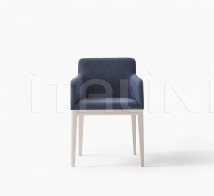 Стул с подлокотниками Candy Стул с подлокотниками Candy фабрика Novamobili