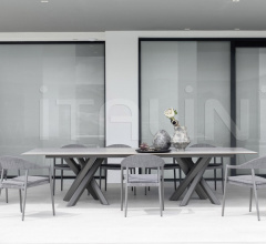 Итальянские Уличные столы - Стол обеденный SYSTEM STAR Table Итальянские Уличные столы - Стол обеденный SYSTEM STAR Table фабрика Varaschin