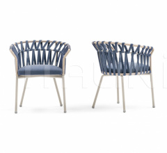 Стул с подлокотниками Emma Cross Armchair фабрика Varaschin