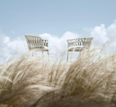 Стул с подлокотниками Emma Cross Armchair фабрика Varaschin