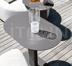 Итальянские Уличные столики - Столик PLINTO COFFEE TABLE Итальянские Уличные столики - Столик PLINTO COFFEE TABLE фабрика Varaschin