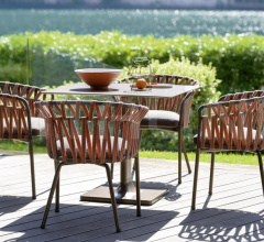 Итальянские Уличные столы - Стол обеденный PLINTO BASE Итальянские Уличные столы - Стол обеденный PLINTO BASE фабрика Varaschin