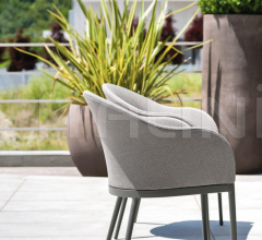 Стул с подлокотниками CLEVER BUCKET ARMCHAIR Стул с подлокотниками CLEVER BUCKET ARMCHAIR фабрика Varaschin