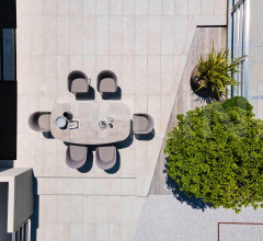 Стул с подлокотниками CLEVER BUCKET ARMCHAIR Стул с подлокотниками CLEVER BUCKET ARMCHAIR фабрика Varaschin