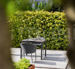 Стул с подлокотниками CLEVER BUCKET ARMCHAIR Стул с подлокотниками CLEVER BUCKET ARMCHAIR фабрика Varaschin