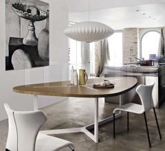 Стол обеденный Seven фабрика B&B Italia