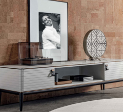 Тумба под TV Levanzo фабрика Meroni & Colzani