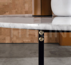 Стол обеденный Egadi Стол обеденный Egadi фабрика Meroni & Colzani