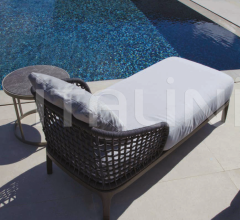 Столик Axum Outdoor Столик Axum Outdoor фабрика Meroni & Colzani