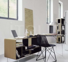 Итальянские Письменные столы - Письменный стол Arne Итальянские Письменные столы - Письменный стол Arne фабрика B&B Italia