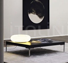 Журнальный столик Charles фабрика B&B Italia