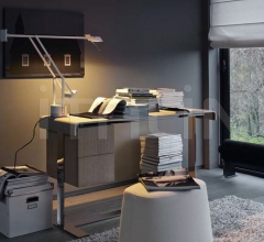 Итальянские Письменные столы - Письменный стол Eileen Итальянские Письменные столы - Письменный стол Eileen фабрика B&B Italia