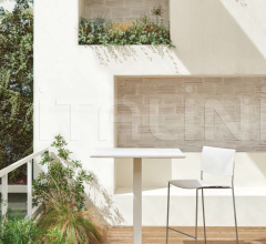 Итальянские Рестораны/Бары - Барный стол Plaza Outdoor BM1112 Итальянские Рестораны/Бары - Барный стол Plaza Outdoor BM1112 фабрика Andreu World