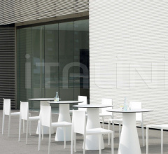 Итальянские Уличные столы - Стол обеденный Reverse 50 in/out BM4521 Итальянские Уличные столы - Стол обеденный Reverse 50 in/out BM4521 фабрика Andreu World