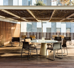 Итальянские Рестораны/Бары - Барный стол Reverse 52 in/out BM4569 Итальянские Рестораны/Бары - Барный стол Reverse 52 in/out BM4569 фабрика Andreu World