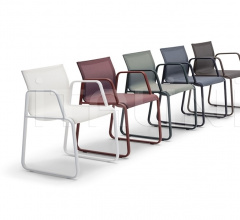 Итальянские Уличная мебель - Стул с подлокотниками Aire Outdoor SO1280 фабрика Andreu World