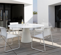 Итальянские Уличная мебель - Стул с подлокотниками Aire Outdoor SO1280 фабрика Andreu World