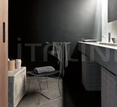 Столик Pyllon фабрика B&B Italia