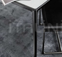 Стол обеденный Mirto Indoor фабрика B&B Italia