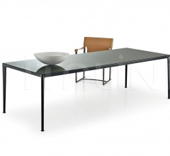 Стол обеденный Mirto Indoor фабрика B&B Italia