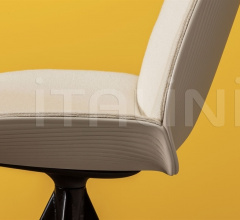 Итальянские Кабинет - Кресло Nuez SO2740 Итальянские Кабинет - Кресло Nuez SO2740 фабрика Andreu World