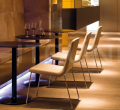 Итальянские Столы обеденные - Стол обеденный Dual 45 BM3340 фабрика Andreu World