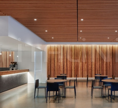 Итальянские Рестораны/Бары - Барный стол Quattro 85 BM4741 Итальянские Рестораны/Бары - Барный стол Quattro 85 BM4741 фабрика Andreu World