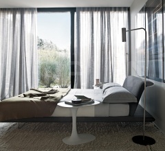 Кровать Siena фабрика B&B Italia