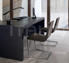 Итальянские Столы для конференц зала - Стол Closed Table ME6213 фабрика Andreu World