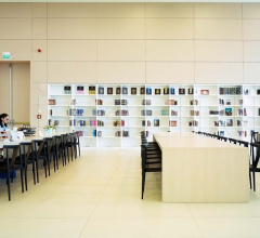 Итальянские Столы для конференц зала - Стол Closed Table ME6118 фабрика Andreu World