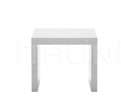 Итальянские Столики - Журнальный столик Closed Table ME6340 фабрика Andreu World