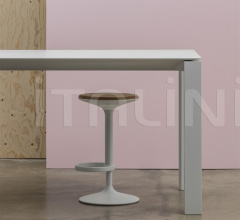 Итальянские Кабинет - Стол Extra Table Итальянские Кабинет - Стол Extra Table фабрика Andreu World