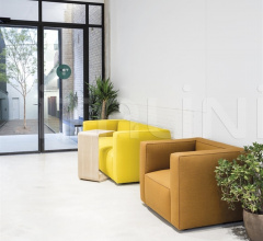 Итальянские Столики - Столик Arc Table ME5486 Итальянские Столики - Столик Arc Table ME5486 фабрика Andreu World