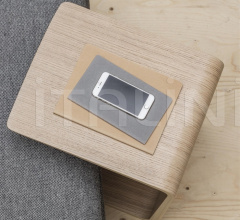 Итальянские Столики - Столик Arc Table ME5488 Итальянские Столики - Столик Arc Table ME5488 фабрика Andreu World