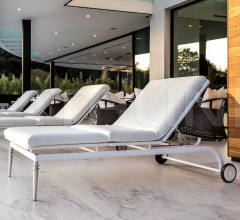 Шезлонг Eiros Шезлонг Eiros фабрика IPE Cavalli (Visionnaire)