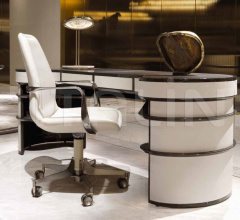 Итальянские Настольные светильники - Настольная лампа Omega Итальянские Настольные светильники - Настольная лампа Omega фабрика IPE Cavalli (Visionnaire)