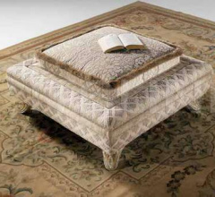 Столик-пуф Venezia Столик-пуф Venezia фабрика Sat Export