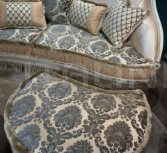 Пуф-месяц Vasari Пуф-месяц Vasari фабрика Sat Export