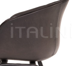 Стул с подлокотниками Belluno Стул с подлокотниками Belluno фабрика Pure Furniture