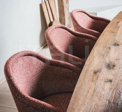 Стул с подлокотниками Ona Curved Armchair Стул с подлокотниками Ona Curved Armchair фабрика Freifrau