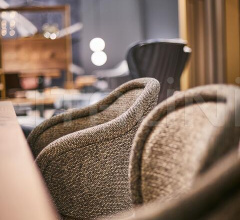 Стул с подлокотниками Ona Curved Armchair Стул с подлокотниками Ona Curved Armchair фабрика Freifrau