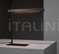 Итальянские Настольные светильники - Настольный светильник VCM TABLE Итальянские Настольные светильники - Настольный светильник VCM TABLE фабрика Venicem