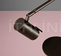 Итальянские Настольные светильники - Настольный светильник RECTUS TABLE Итальянские Настольные светильники - Настольный светильник RECTUS TABLE фабрика Venicem