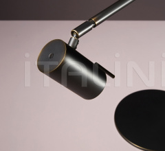 Итальянские Настольные светильники - Настольный светильник RECTUS TABLE Итальянские Настольные светильники - Настольный светильник RECTUS TABLE фабрика Venicem