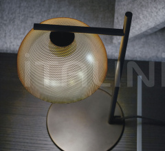 Итальянские Настольные светильники - Настольный светильник URBAN TABLE Итальянские Настольные светильники - Настольный светильник URBAN TABLE фабрика Venicem