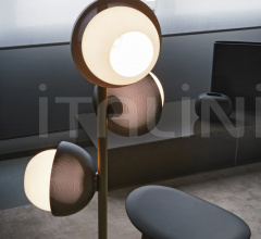 Итальянские Напольные светильники - Напольный светильник URBAN FLOOR 3 Итальянские Напольные светильники - Напольный светильник URBAN FLOOR 3 фабрика Venicem
