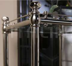 Итальянские Ванная - Стеллаж Brass unit with 3 glass shelves фабрика Park Avenue