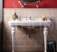 Итальянские Ванная - Полка Waldorf Glass shelf Итальянские Ванная - Полка Waldorf Glass shelf фабрика Park Avenue